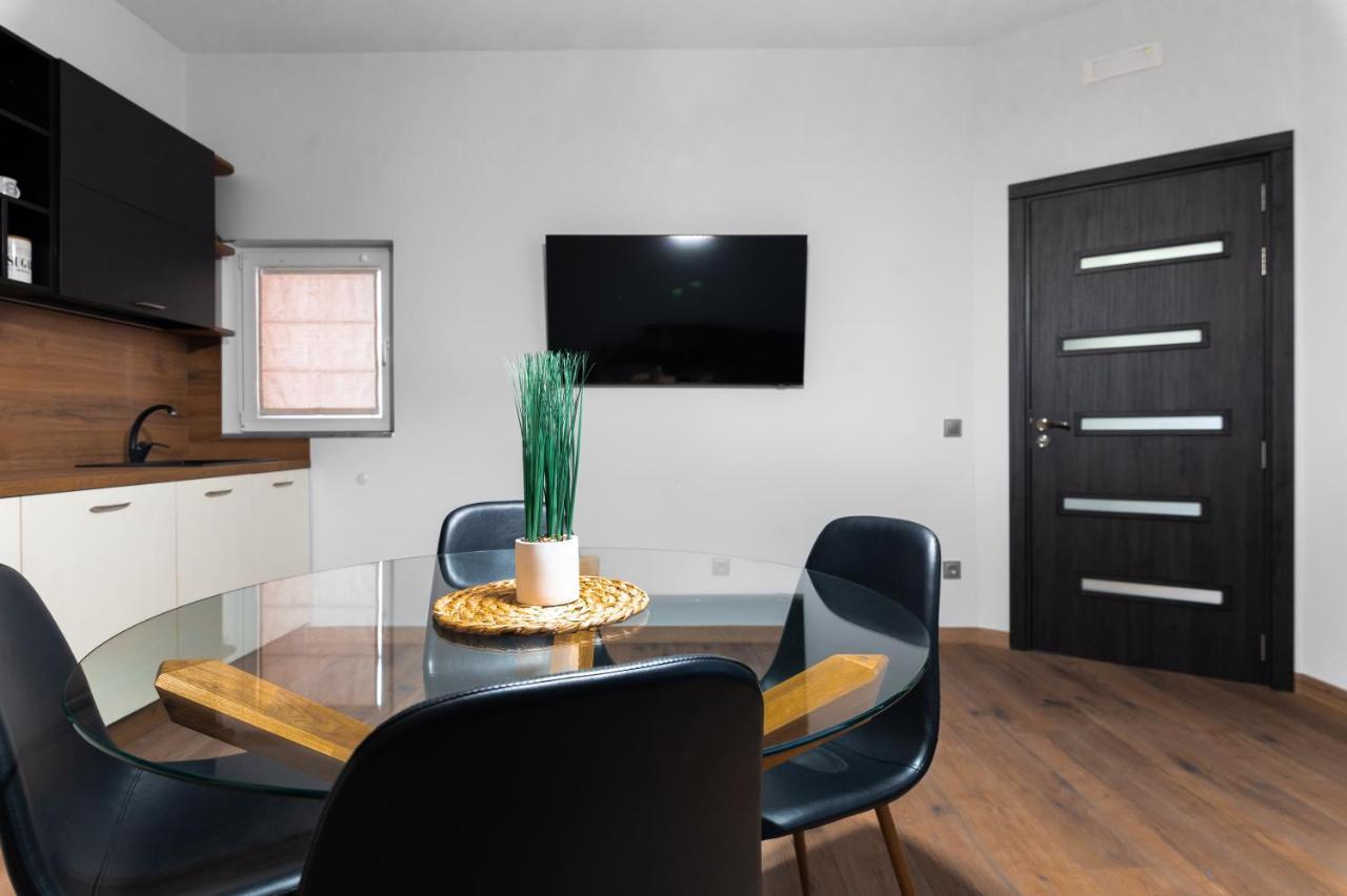 La Luna - High-End 2Bd Flat In The Top Centre By Flat Mаnager Σόφια Εξωτερικό φωτογραφία